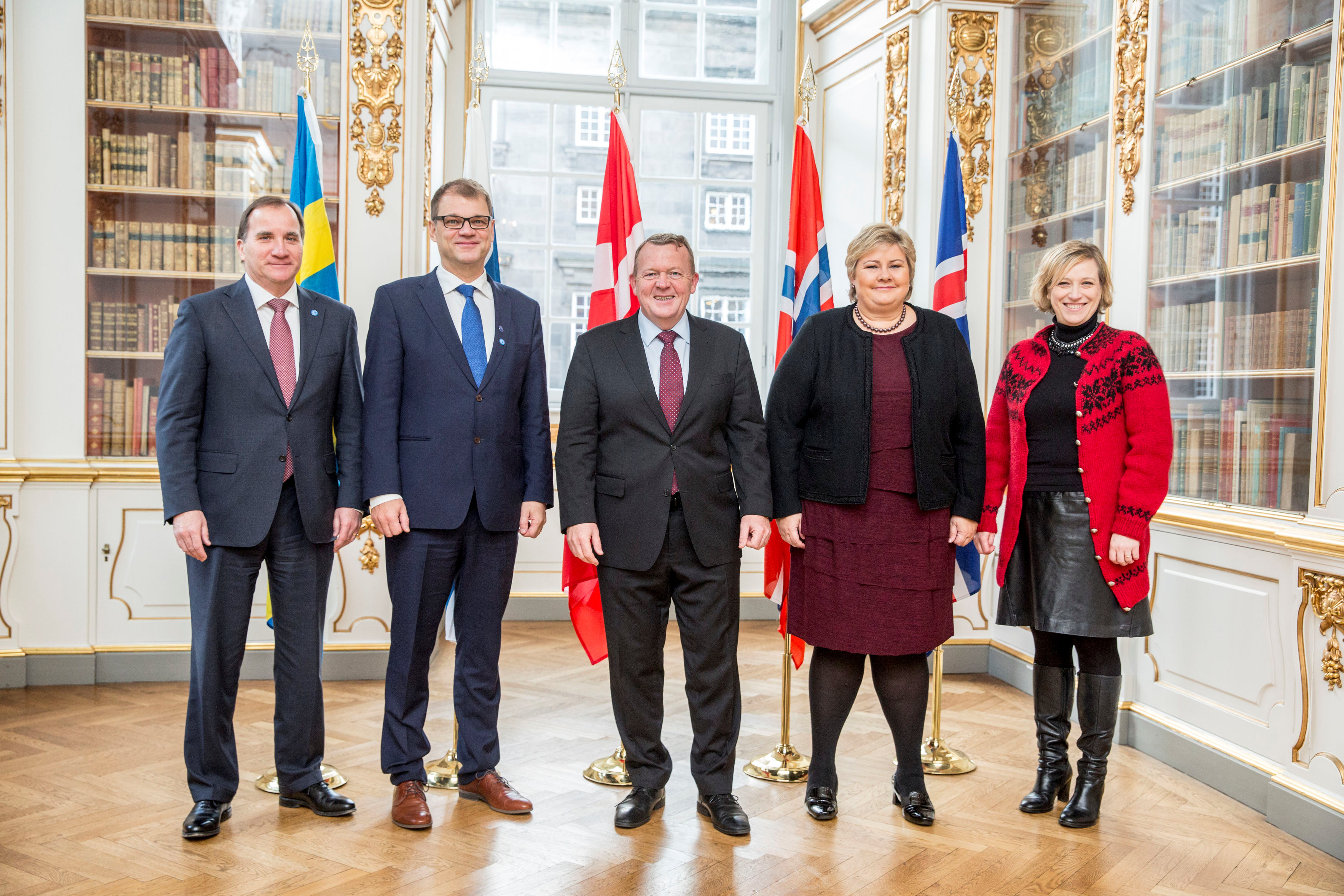(L-R)Prime ministers Stefan Lofven of Sweden, Juha Sipila of Finland, Lars Lokke Rasmussen of Denmark, Erna Solberg of Norway and Iceland's Minister of Social Affairs Eyglo Hardardottir pose for a family photo in the Danish Prime Minister's office on the occasion of the Nordic Council joint meeting in Copenhagen, Denmark, November 2, 2016. (Scanpix / Nikolai Linares via Reuters)