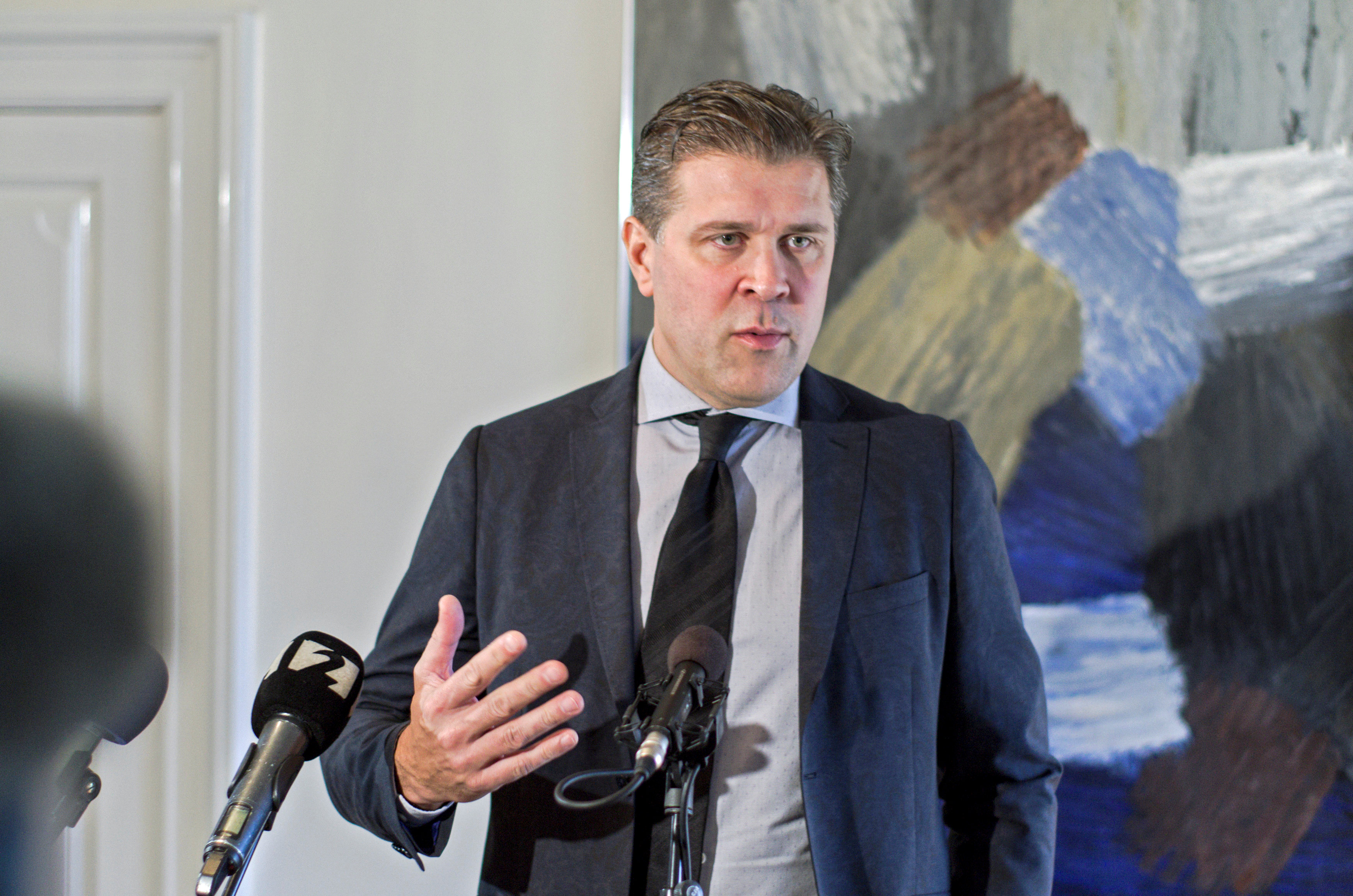 Bjarni Benediktsson of the Independence Party gives a news conference in Reykjavik, Iceland November 2, 2016. REUTERS/Geirix