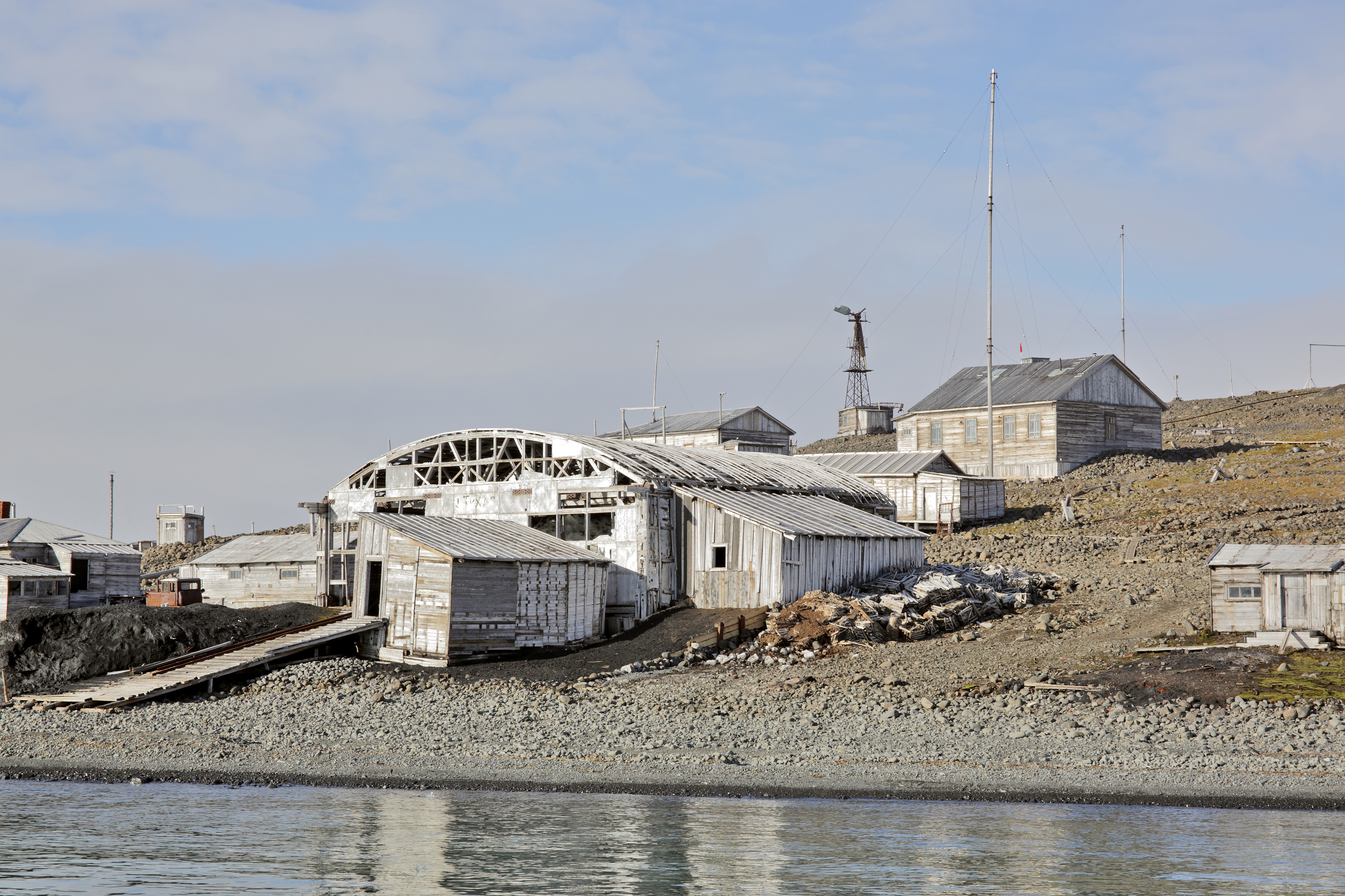 Abandoned polar station Tikhaya in Arctic - Franz Josef Land Archipelago, Russia. (Getty)