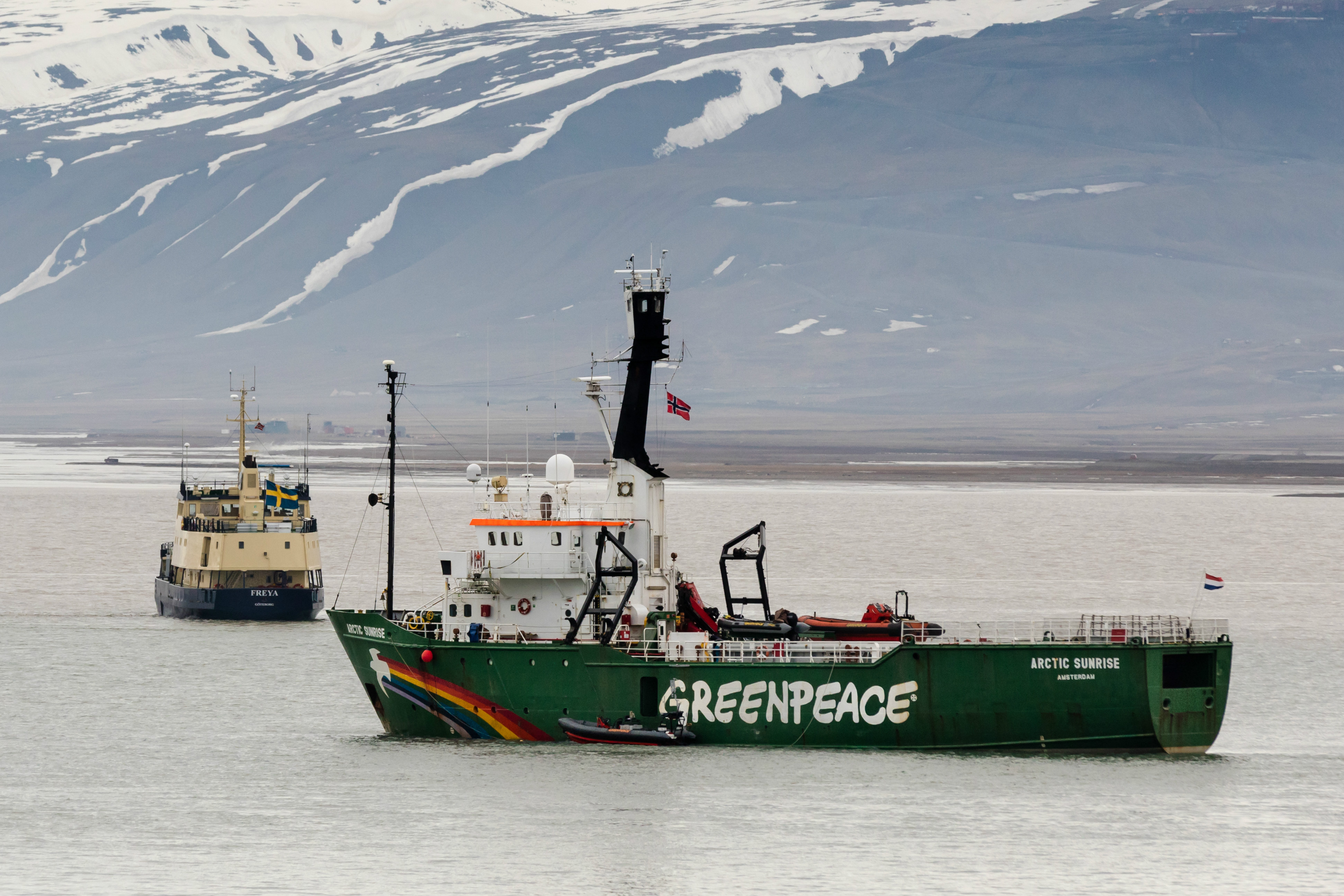 The Greenpeace ship Arctic Sunrise anchored in the Advent fjord (Adventfjorden) near the town of Longyearbyen in Spitsbergen in the Svalbard Archipelago in 2016. (Getty)