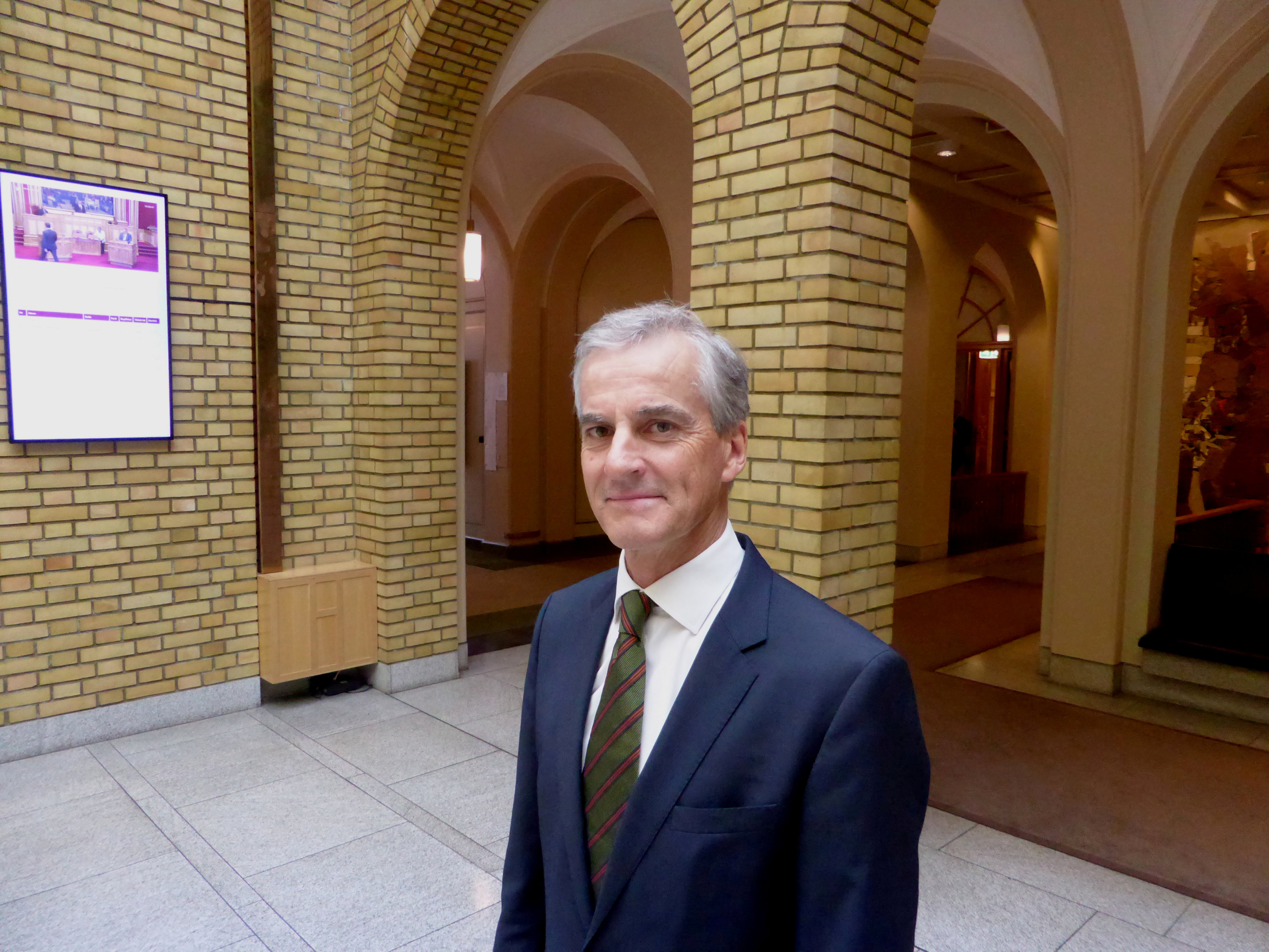 Leader of the Norway's opposition Labour party Jonas Gahr Stoere poses for a picture in parliament in Oslo, Norway May 30, 2017. (Gwladys Fouche / Reuters File Photo)