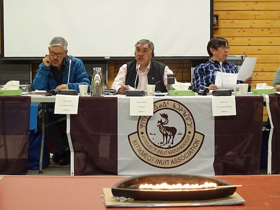 Kitikmeot Inuit Association President Stanley Anablak speaks at the annual general meeting of the organization, which took place Oct. 16 to Oct. 18 in Cambridge Bay. Near the end of the AGM, Anablak shared the news that the KIA had reached agreement on the terms for the land tenure and Inuit benefits for the Back River gold mine project in the Kitikmeot region. (Jane George / Nunatsiaq News)