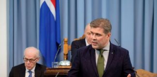 Iceland’s finance minister expresses doubts about EAA membership