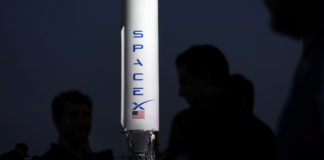U.S. military to cooperate with SpaceX to overcome Arctic communication blackout