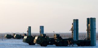 Russia tests air defense system in Novaya Zemlya, as US and Norwegian warplanes train together in the North