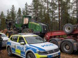 A Swedish Sámi herders association is at loggerheads with the state-owned forestry firm