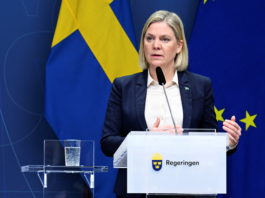 Swedish PM rejects opposition calls to consider joining NATO