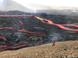 ‘It’s unreal’ – Tourists watch volcanic eruption in Iceland