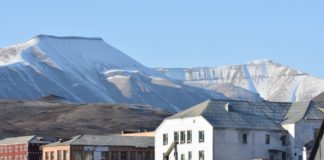 Summer 2022 was warmest on record for Svalbard
